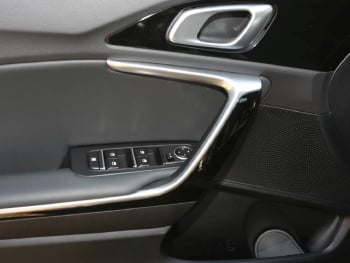 KIA Ceed 1.5 SW T-GDI Vision ACC PDC Kamera DynLi