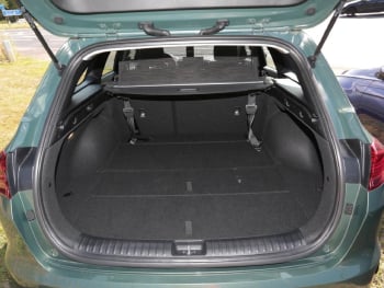 KIA Ceed 1.5 SW T-GDI Vision ACC PDC Kamera DynLi