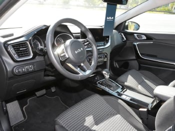 KIA Ceed 1.5 SW T-GDI Vision ACC PDC Kamera DynLi