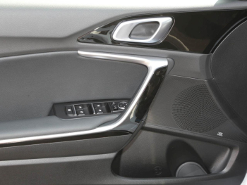 KIA Ceed 1.5T DCT GT-Line Navi Kamera JBL-Sound ACC