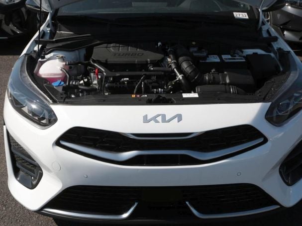 KIA Ceed 1.5T DCT GT-Line Navi Kamera Lenkradhzg JBL KIA Ceed 1.5T DCT GT-Line Navi Kamera Lenkradhzg JBL