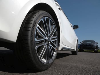 KIA Ceed 1.5T DCT GT-Line Navi Kamera Lenkradhzg JBL
