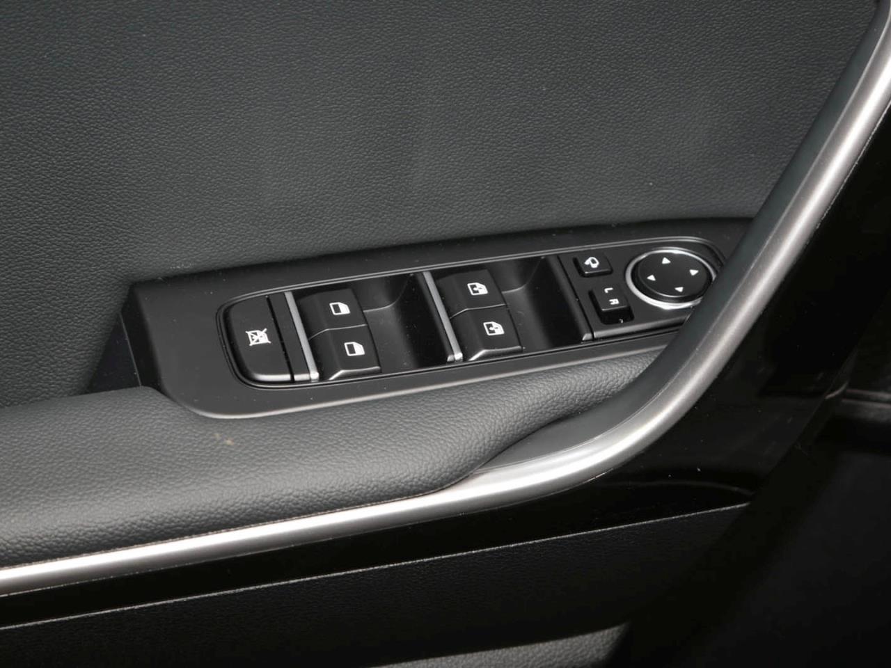 KIA Ceed 1.5T DCT GT-Line Navi Kamera Privacy JBL