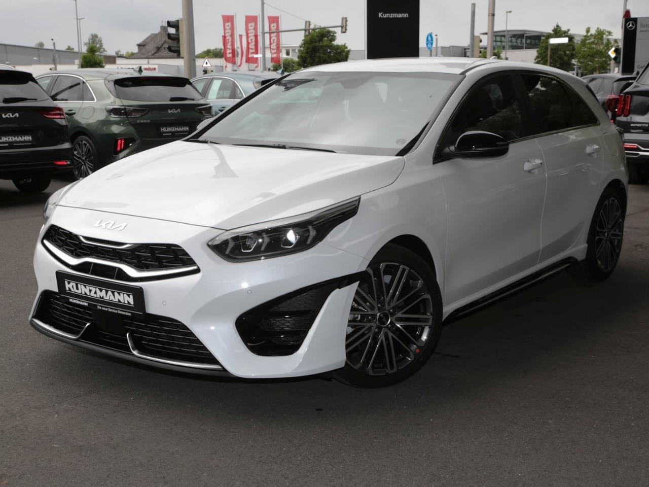 KIA Ceed 1.5T DCT GT-Line Navi Kamera Privacy JBL