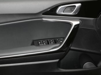 KIA Ceed 1.5T DCT GT-Line Navi Kamera Privacy JBL