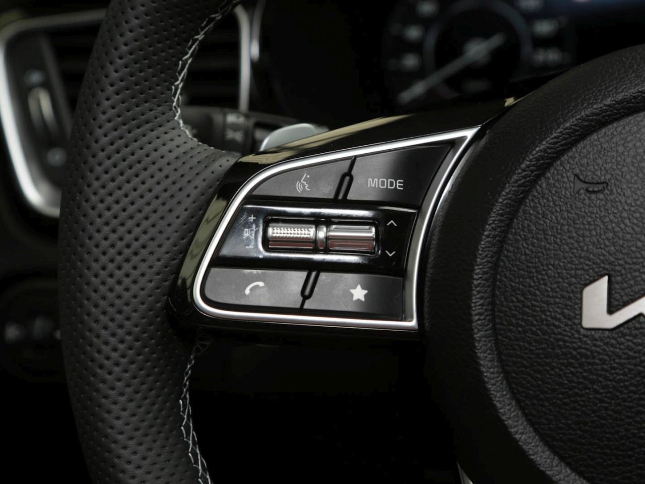 KIA Ceed 1.5T DCT GT-Line Navi Kamera Privacy JBL