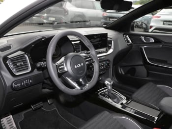 KIA Ceed 1.5T DCT GT Line Navi Kamera Privacy JBL