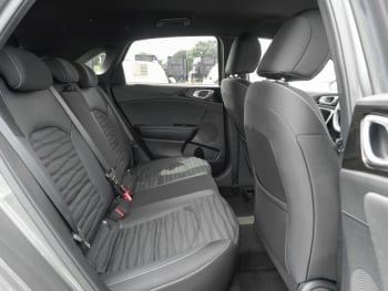 KIA Ceed 1.5T DCT GT Line Navi Kamera Privacy JBL
