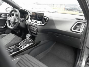 KIA Ceed 1.5T DCT GT Line Navi Kamera Privacy JBL