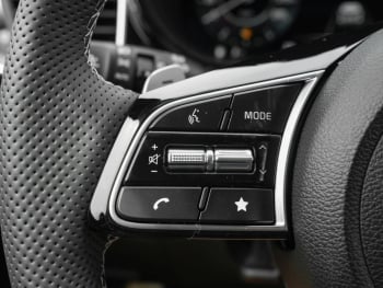 KIA Ceed 1.5T DCT GT Line Navi Kamera Privacy JBL