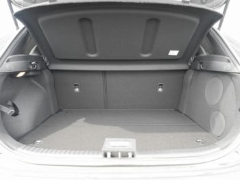 KIA Ceed 1.5T DCT GT Line Navi Kamera Privacy JBL