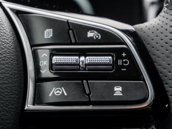 KIA Ceed 1.5T DCT GT-Line Navi Kamera Lenkradhzg JBL
