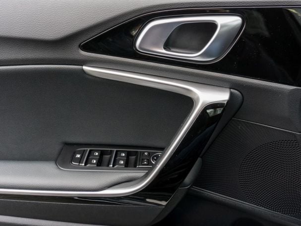 KIA Ceed 1.5T DCT GT-Line Navi Kamera Lenkradhzg JBL KIA Ceed 1.5T DCT GT-Line Navi Kamera Lenkradhzg JBL