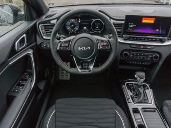 KIA Ceed 1.5T DCT GT-Line Navi Kamera Lenkradhzg JBL
