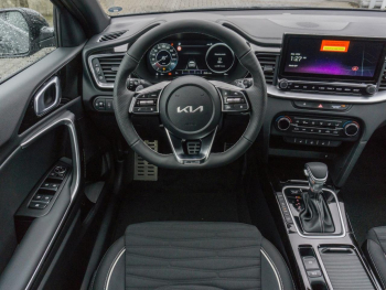 KIA Ceed 1.5T DCT GT-Line Navi Kamera Lenkradhzg JBL