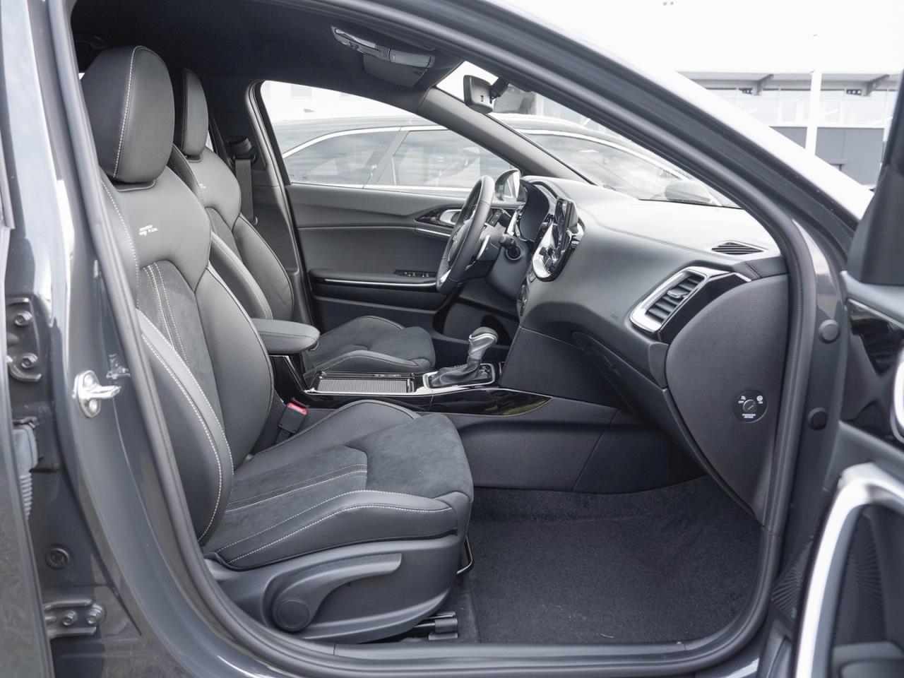 KIA Ceed 1.5T DCT GT-Line Navi Kamera JBL-Sound ACC