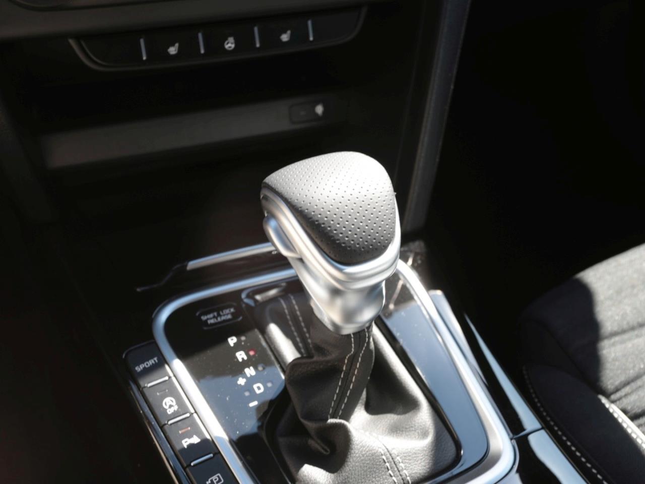 KIA Ceed 1.5T DCT GT-Line Navi JBL Kamera Privacy