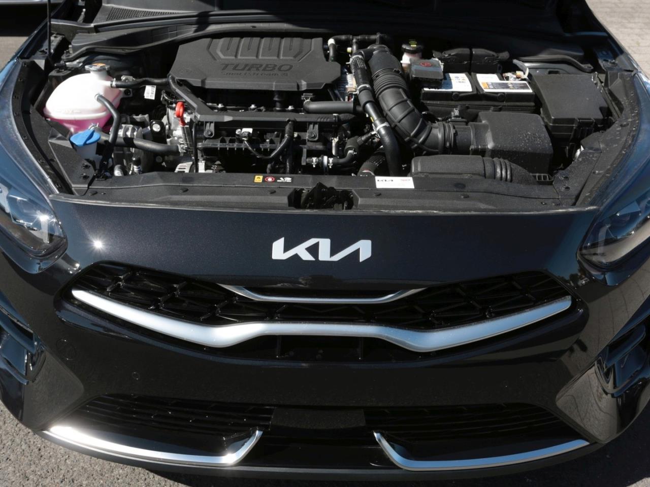 KIA Ceed 1.5T DCT GT-Line Navi JBL Kamera Privacy