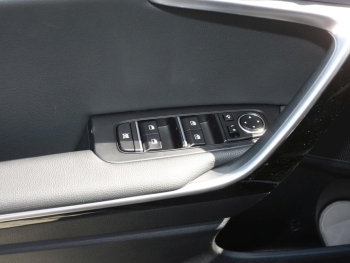 KIA Ceed 1.5T DCT GT-Line Navi JBL Kamera Privacy