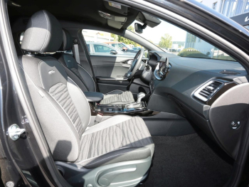 KIA Ceed 1.5T DCT GT-Line Navi JBL Kamera Privacy