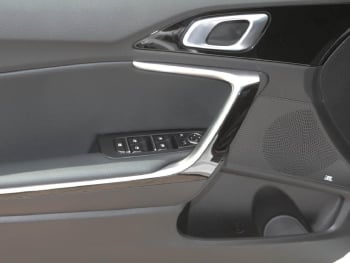 KIA Ceed 1.5T DCT Spirit Navi JBL-Sound ACC Totwinkel