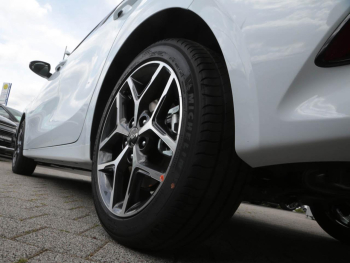 KIA Ceed 1.5T DCT Spirit Navi JBL-Sound ACC Totwinkel