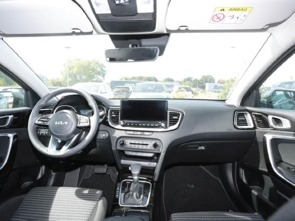 KIA Ceed 1.5T DCT Spirit Navi Kamera JBL-Sound ACC KIA Ceed 1.5T DCT Spirit Navi Kamera JBL-Sound ACC