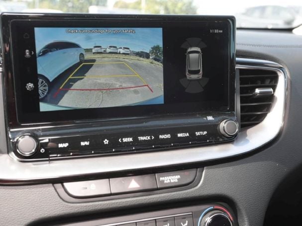 KIA Ceed 1.5T DCT Spirit Navi Kamera JBL-Sound ACC KIA Ceed 1.5T DCT Spirit Navi Kamera JBL-Sound ACC