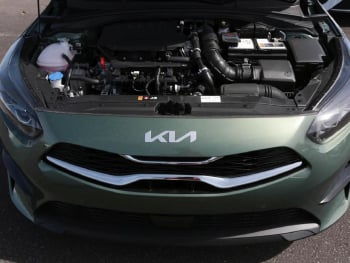 KIA Ceed 1.5T DCT Spirit Navi Kamera JBL-Sound ACC