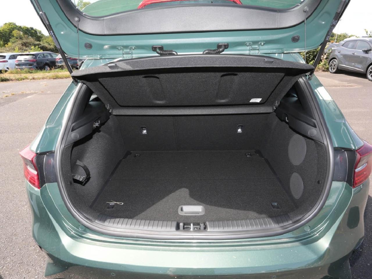 KIA Ceed 1.5T DCT Spirit Navi Kamera JBL-Sound ACC