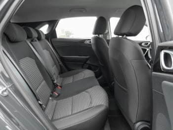 KIA Ceed 1.5T DCT Spirit Navi Kamera JBL-Sound ACC