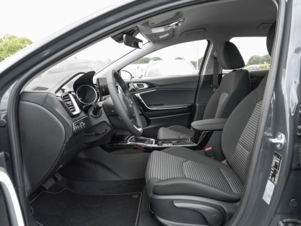 KIA Ceed 1.5T DCT Spirit Navi Kamera JBL-Sound ACC KIA Ceed 1.5T DCT Spirit Navi Kamera JBL-Sound ACC