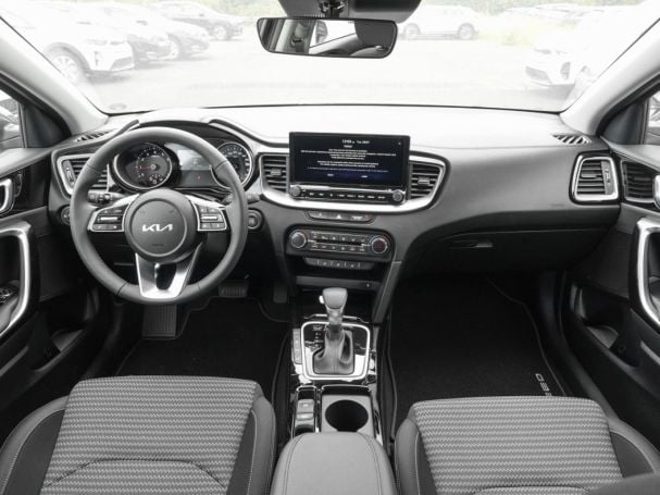 KIA Ceed 1.5T DCT Spirit Navi Kamera JBL-Sound ACC KIA Ceed 1.5T DCT Spirit Navi Kamera JBL-Sound ACC