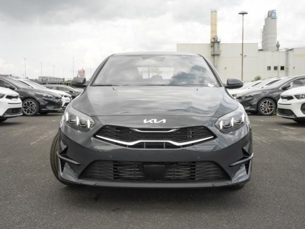 KIA Ceed 1.5T DCT Spirit Navi Kamera JBL-Sound ACC KIA Ceed 1.5T DCT Spirit Navi Kamera JBL-Sound ACC
