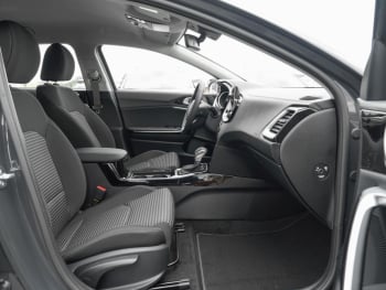 KIA Ceed 1.5T DCT Spirit Navi Kamera JBL-Sound ACC