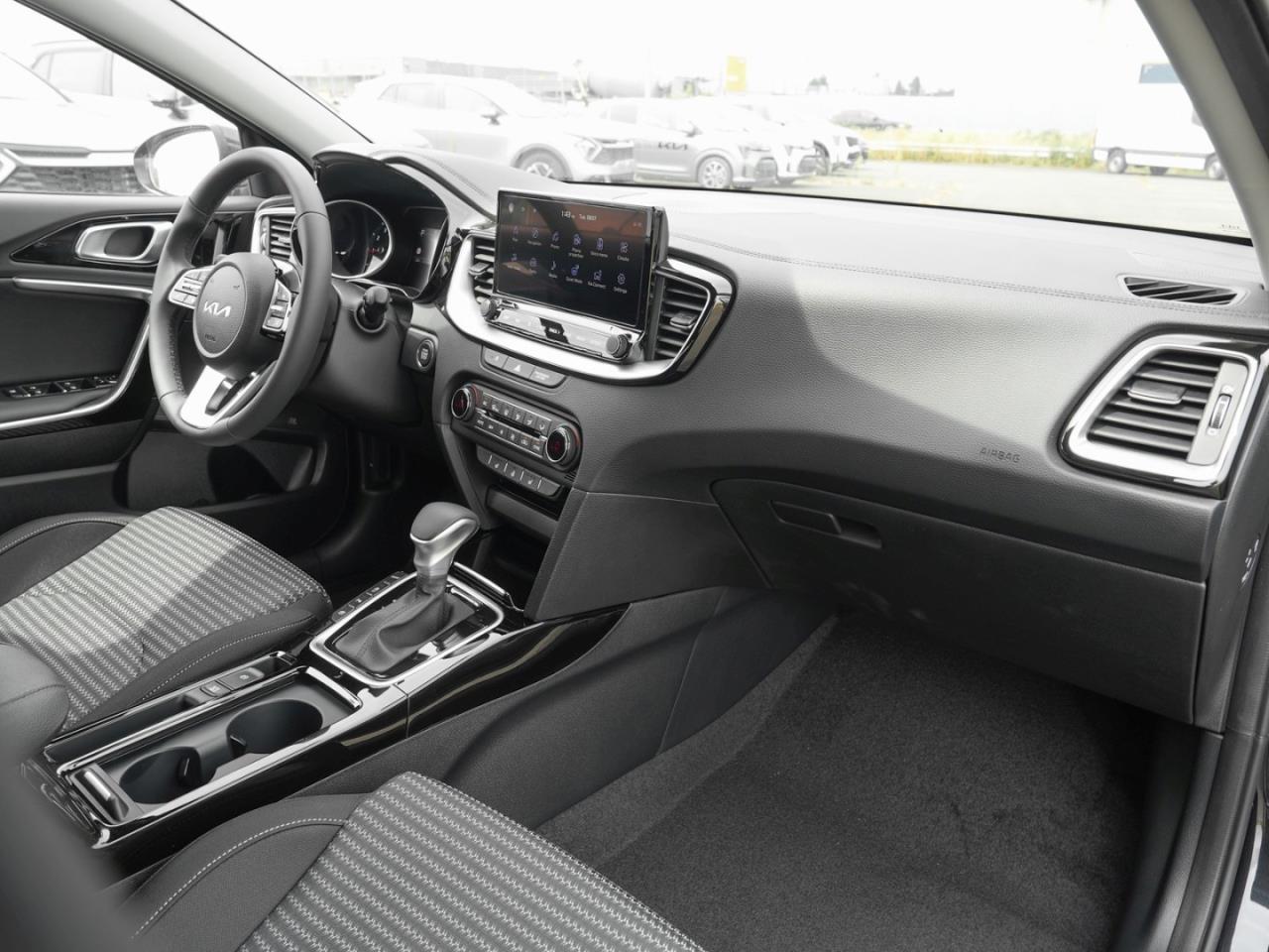 KIA Ceed 1.5T DCT Spirit Navi Kamera JBL Sound ACC