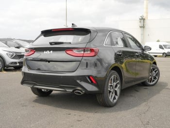 KIA Ceed 1.5T DCT Spirit Navi Kamera JBL Sound ACC