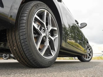 KIA Ceed 1.5T DCT Spirit Navi Kamera JBL Sound ACC