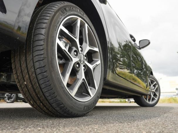 KIA Ceed 1.5T DCT Spirit Navi Kamera JBL Sound ACC