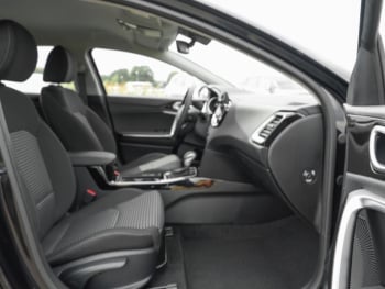 KIA Ceed 1.5T DCT Spirit Navi Kamera JBL Sound ACC