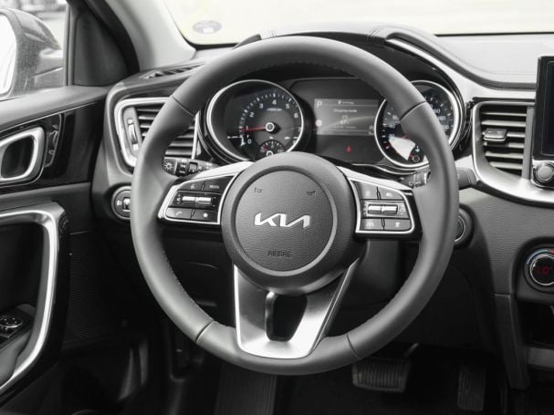 KIA Ceed 1.5T DCT Spirit Navi Kamera JBL Sound ACC KIA Ceed 1.5T DCT Spirit Navi Kamera JBL Sound ACC
