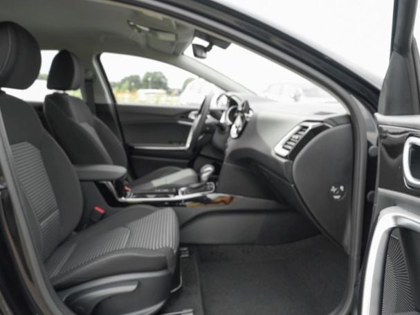 KIA Ceed 1.5T DCT Spirit Navi Kamera JBL Sound ACC KIA Ceed 1.5T DCT Spirit Navi Kamera JBL Sound ACC