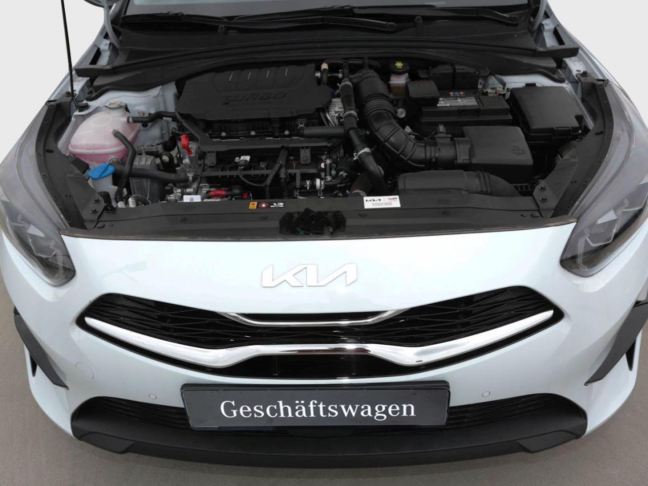 KIA Ceed 1.5T DCT Ultimate Edition Navi Kamera JBL