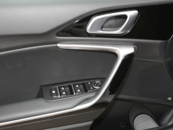 KIA Ceed 1.5T DCT Ultimate Edition Navi Kamera JBL