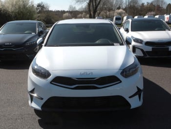KIA Ceed 1.5T DCT Ultimate Edition Navi Kamera JBL
