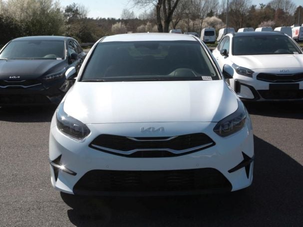 KIA Ceed 1.5T DCT Ultimate Edition Navi Kamera JBL KIA Ceed 1.5T DCT Ultimate Edition Navi Kamera JBL