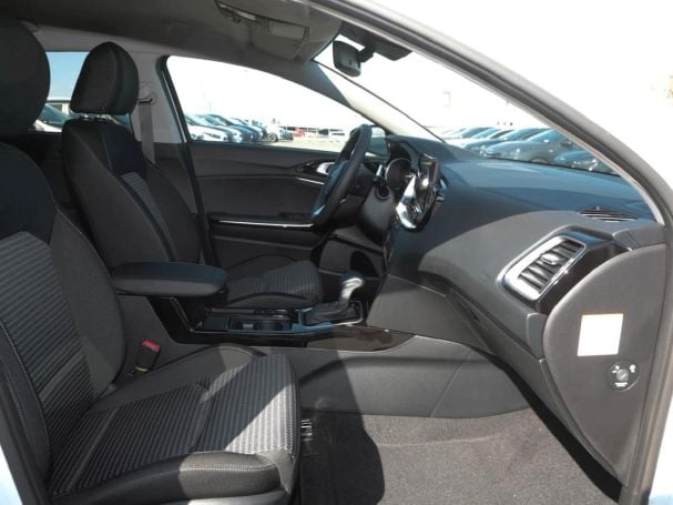 KIA Ceed 1.5T DCT Ultimate Edition Navi Kamera JBL KIA Ceed 1.5T DCT Ultimate Edition Navi Kamera JBL