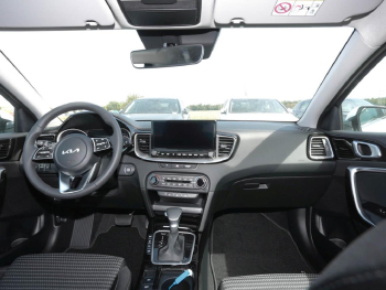 KIA Ceed 1.5T DCT Ultimate Edition Navi Kamera ACC