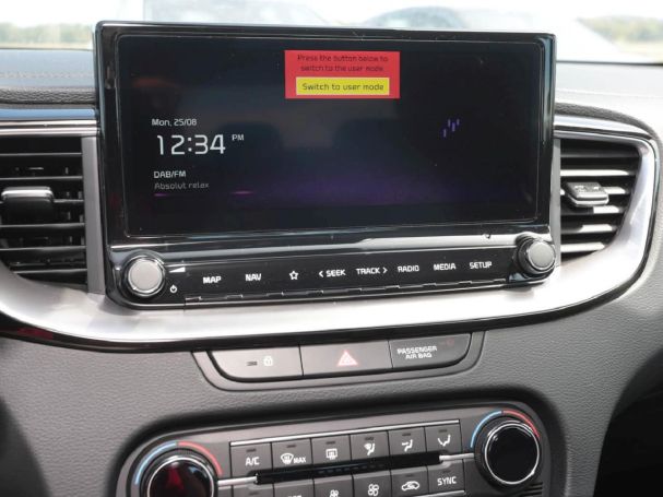 KIA Ceed 1.5T DCT Ultimate Edition Navi Kamera ACC