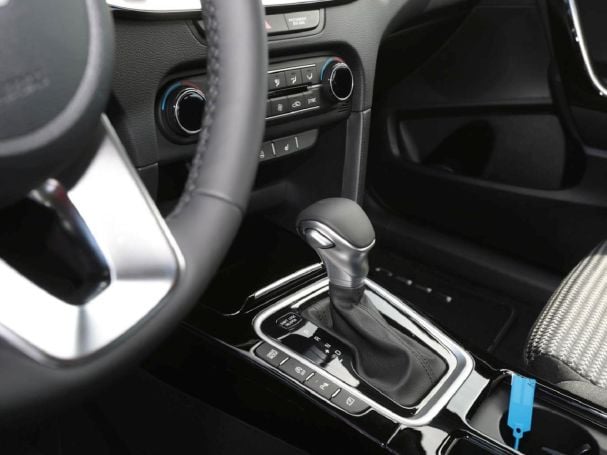 KIA Ceed 1.5T DCT Ultimate Edition Navi Kamera ACC